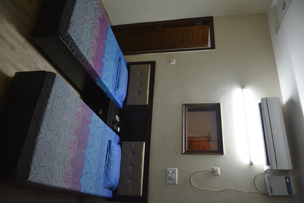 Nest Residency Faridabad Esterno foto