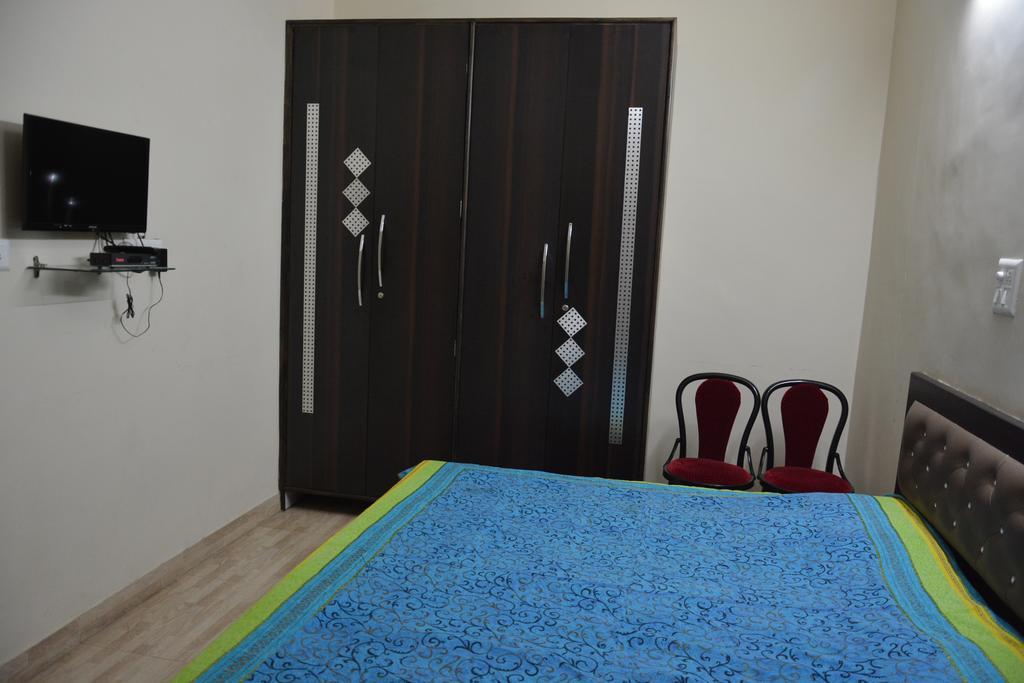 Nest Residency Faridabad Esterno foto