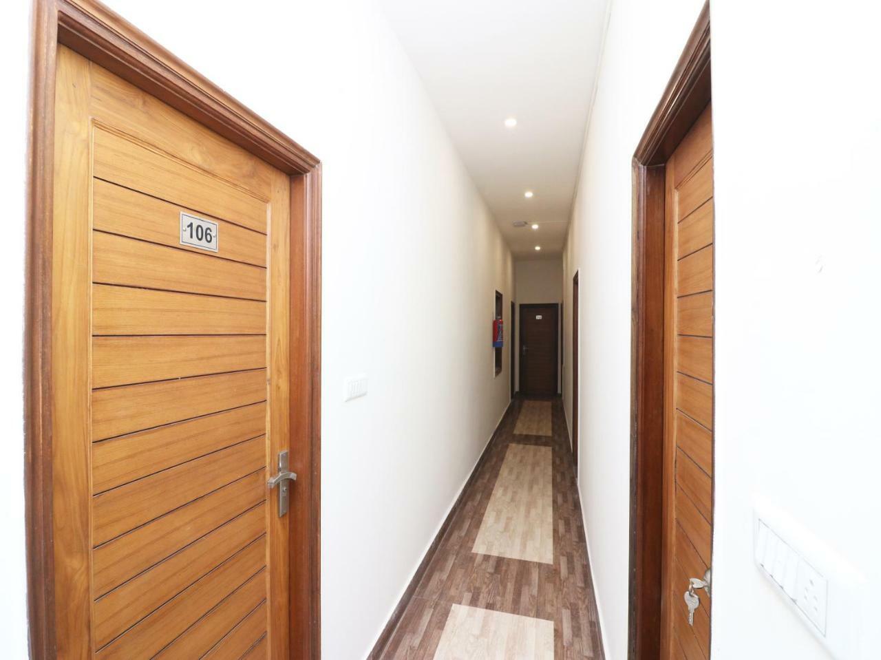 Nest Residency Faridabad Esterno foto